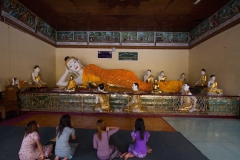 2014.02.13_Yangon_-_Shwedagon_31