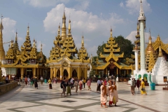 2014.02.13_Yangon_-_Shwedagon_57