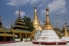 2014.02.13_Yangon_-_Shwedagon_28